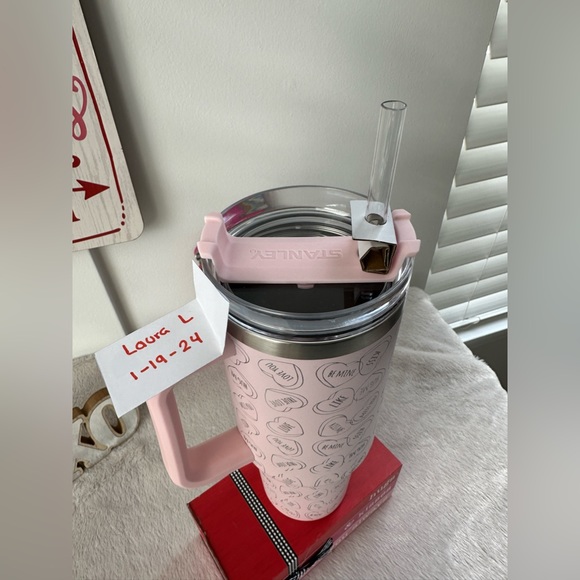 💕Engraved Petal OG 40oz Valentine's Day Stanley💕 - Picture 5 of 14